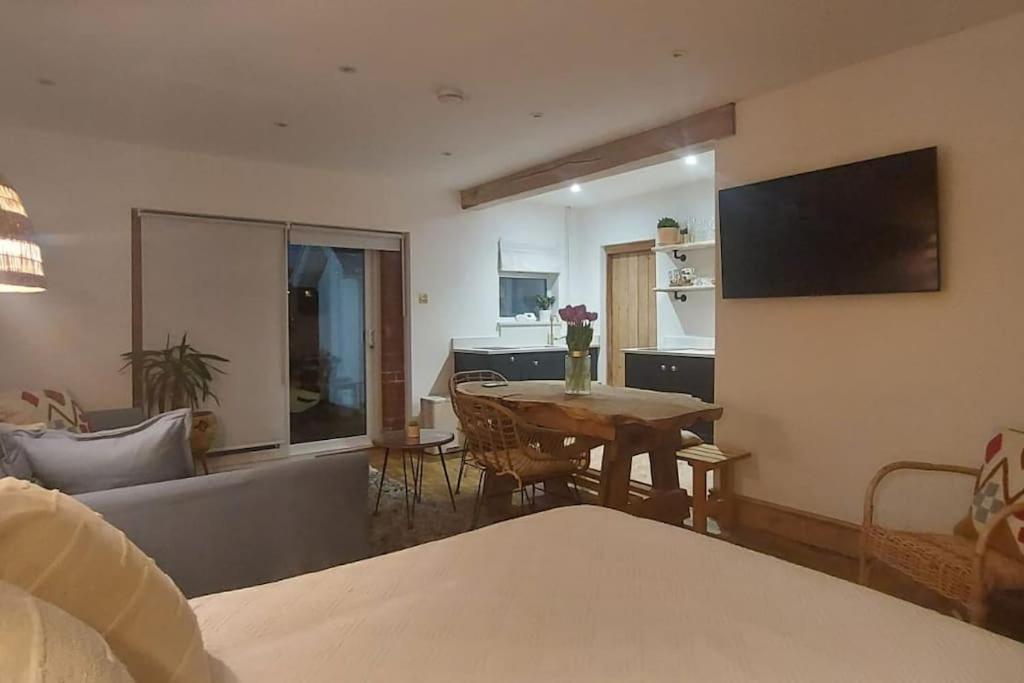 Sunnyside At Scurlage Farm Apartment Swansea Exterior foto