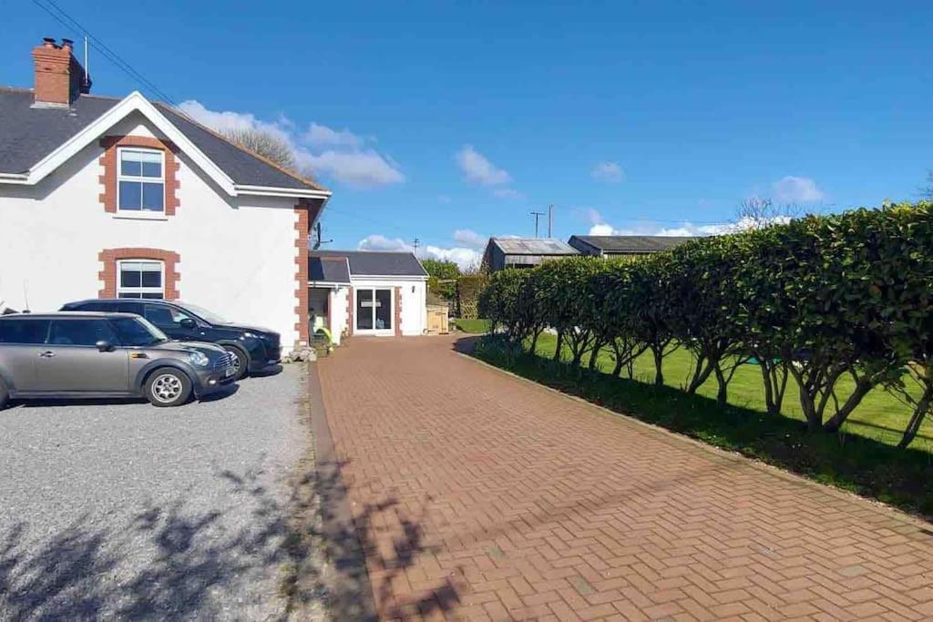 Sunnyside At Scurlage Farm Apartment Swansea Exterior foto